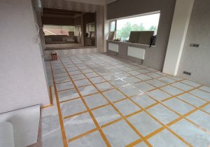 Укладка ковролина в частном доме  350м²